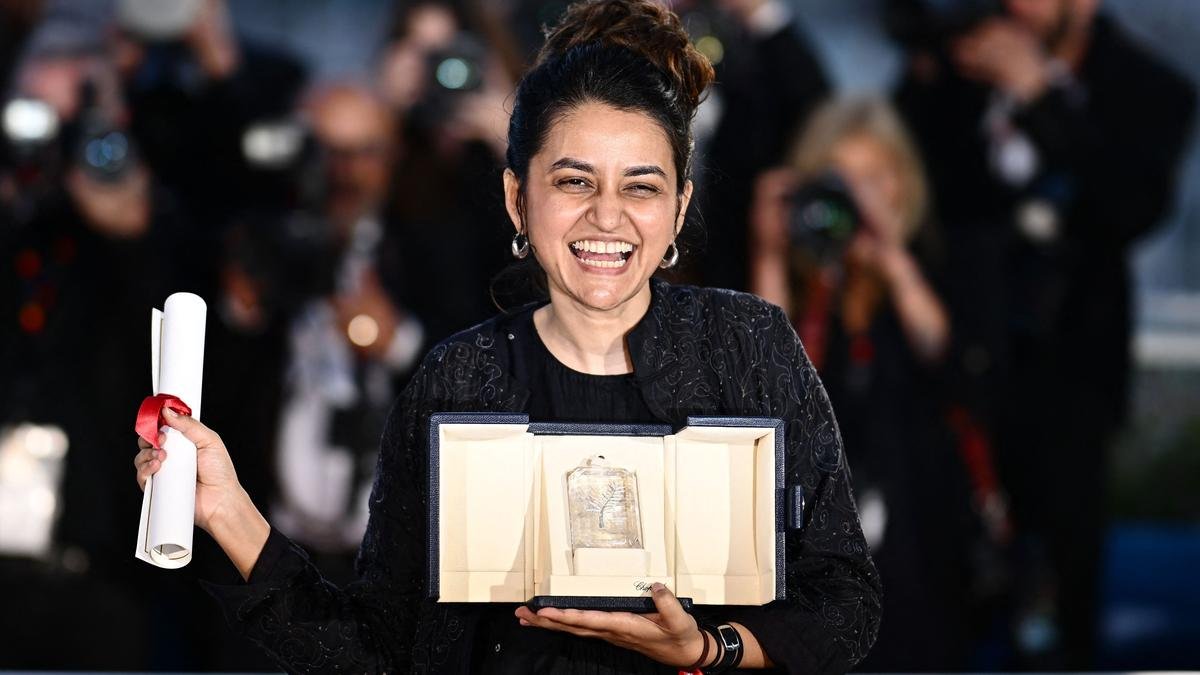 All We Imagine as Light: Payal Kapadia’s Cinematic Triumph Illuminates Cannes 2024 🎬