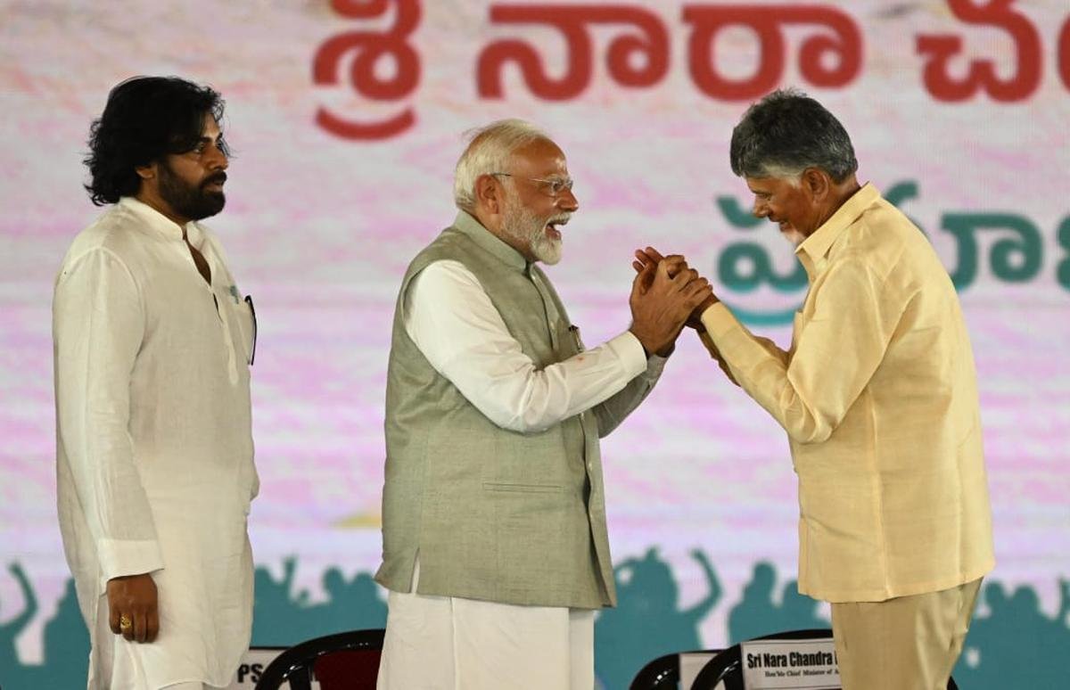 Andhra Pradesh Chandrababu Naidu Sworn in as Chief Minister for Fourth Term, PM Modi Graces Ceremony