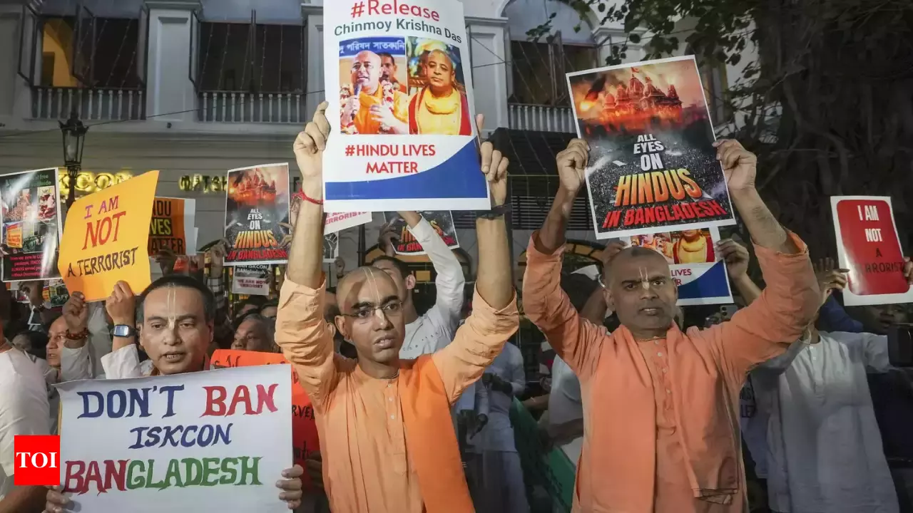 Iskcon Monks Prevented from Crossing to India Amid Rising Atrocities