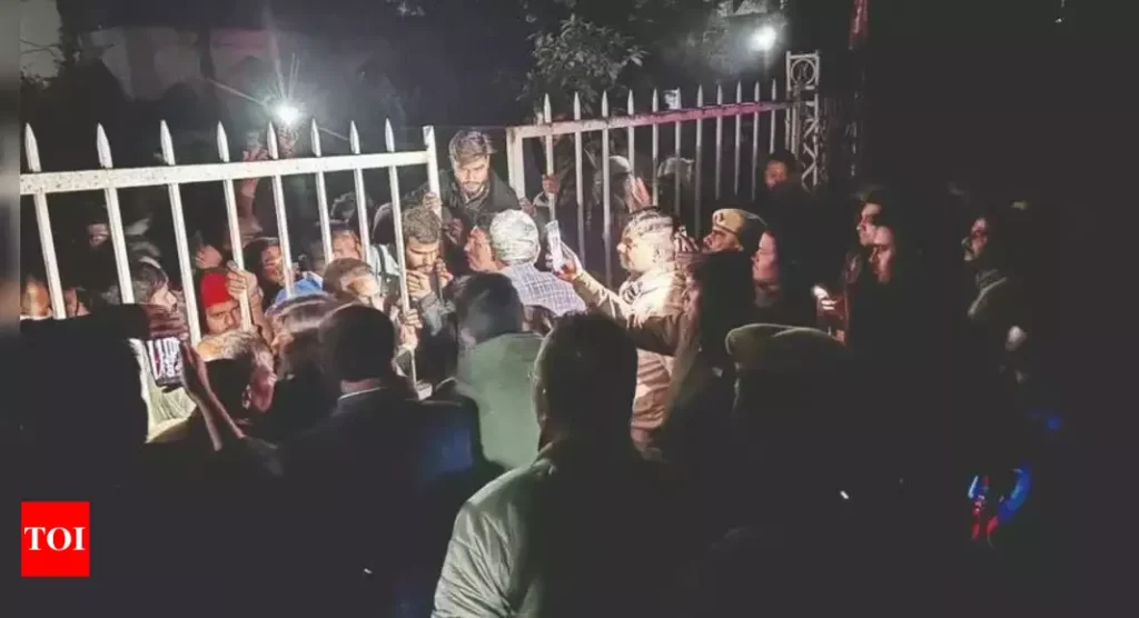 Gatecrash Wedding in Lucknow Turns Violent: Students Clash with Guests