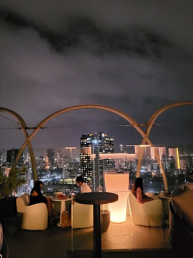 Aer Mumbai: A rooftop bar and nightlife