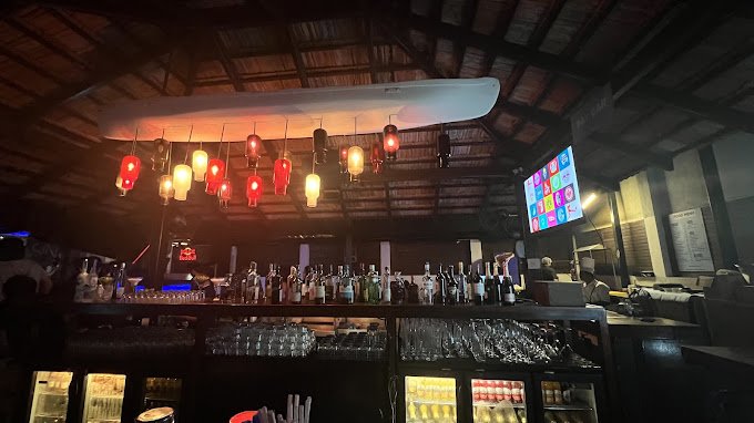 SinQ Night Club nightlife